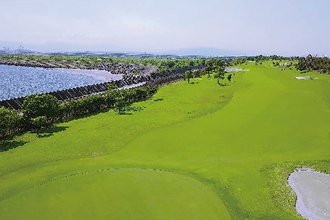 名古屋港ゴルフ倶楽部 指定管理者決定のお知らせのサブ画像2_雄大なパノラマ